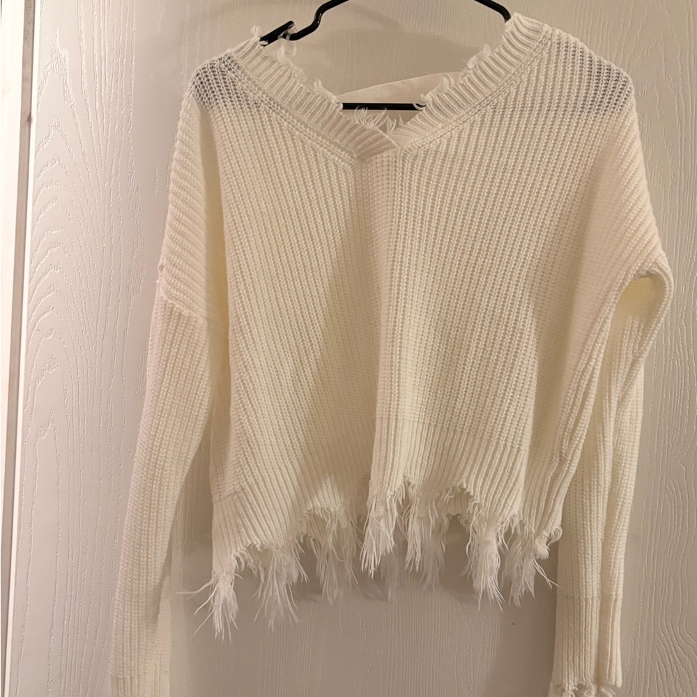 Women's White Frayed Hem Sweater